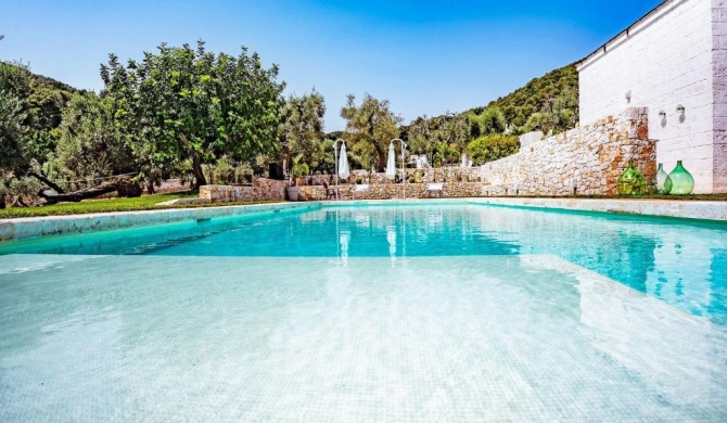 Soothing Villa in Fasano with Swimming Pool