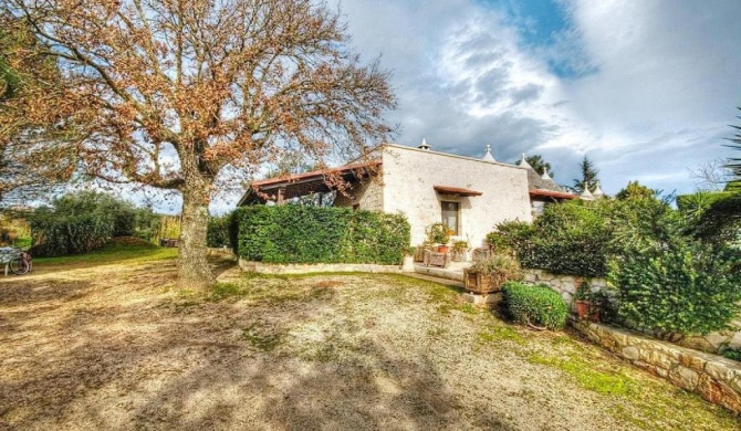 Apartment in Ostuni with garden