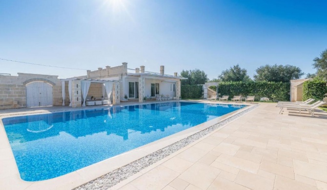 Pantanagianni-Pezze Morelli Villa Sleeps 8 with Pool Air Con and WiFi